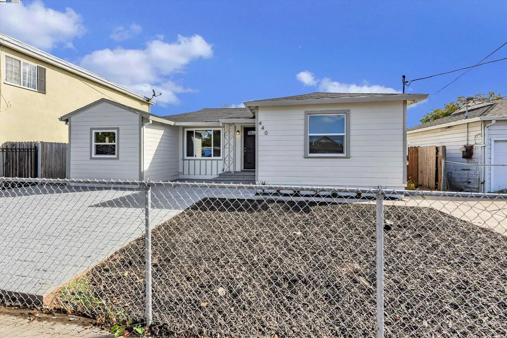 440 Stoneford Avenue Oakland CA 94603
