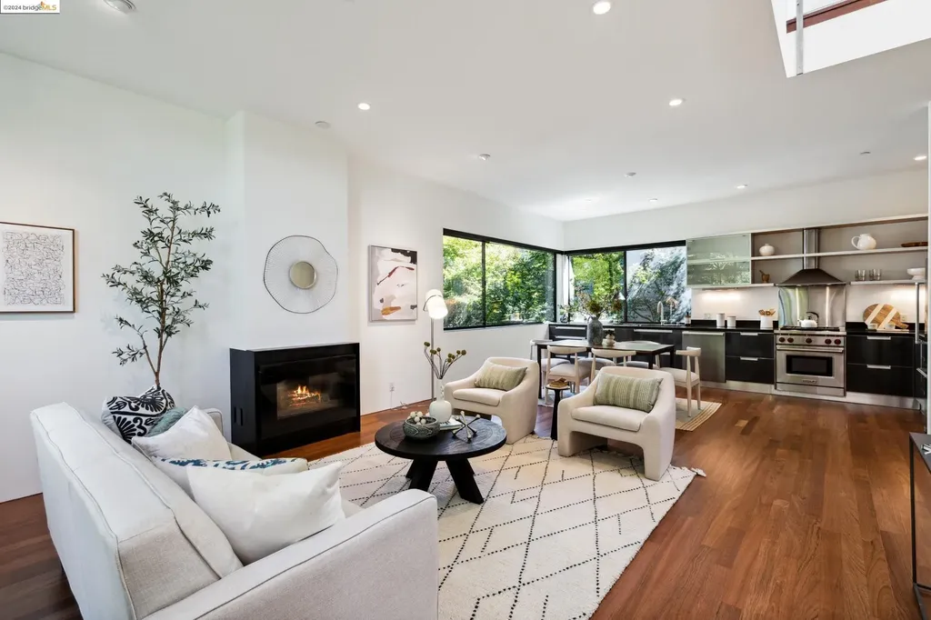 Berkeley CA, 2209 5TH Street, Unit C