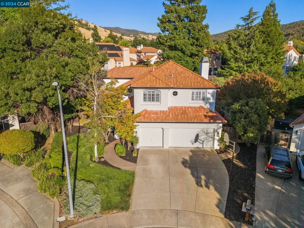 56 La Honda Court Clayton CA 94517