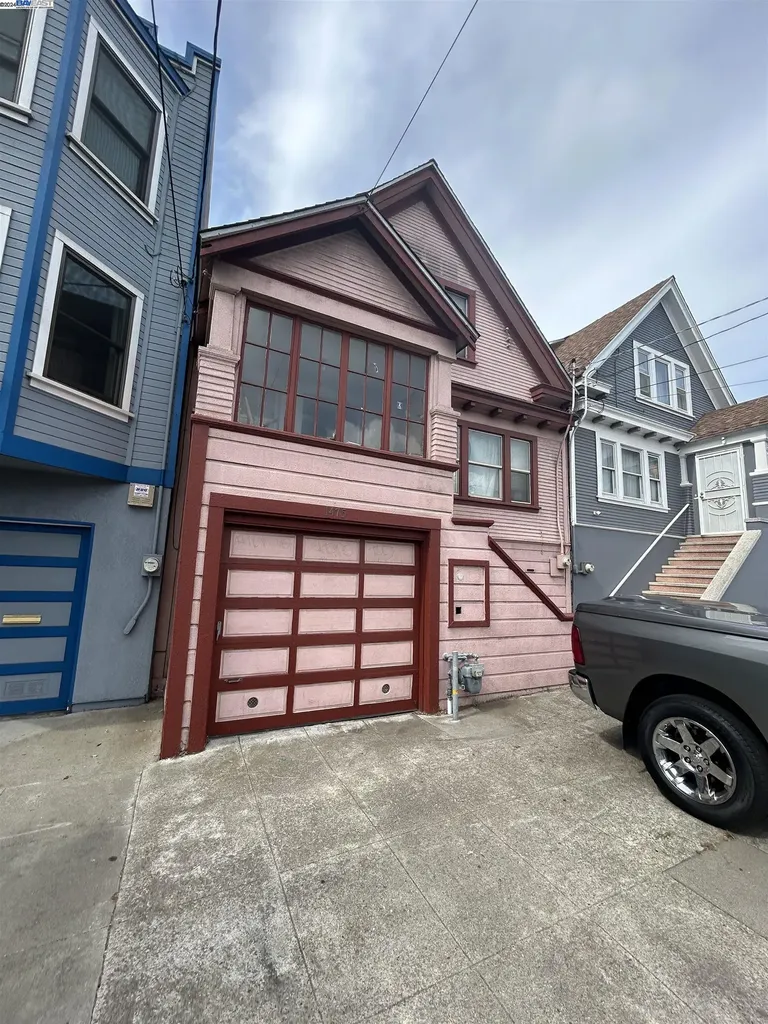 1475 Shafter Avenue San Francisco CA 94124