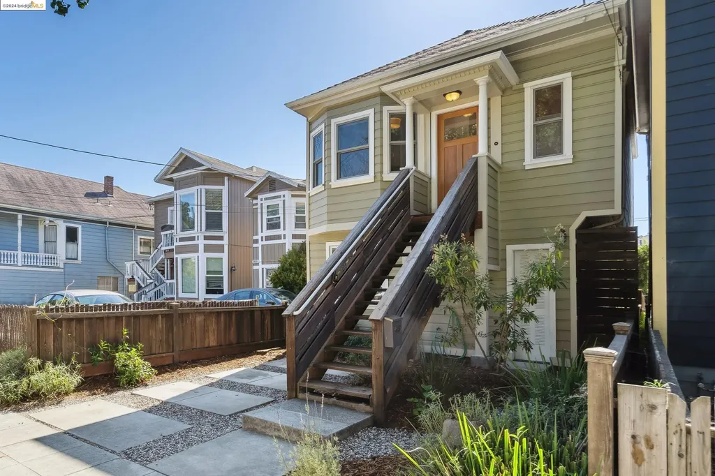 5855 Vallejo Street Emeryville CA 94608