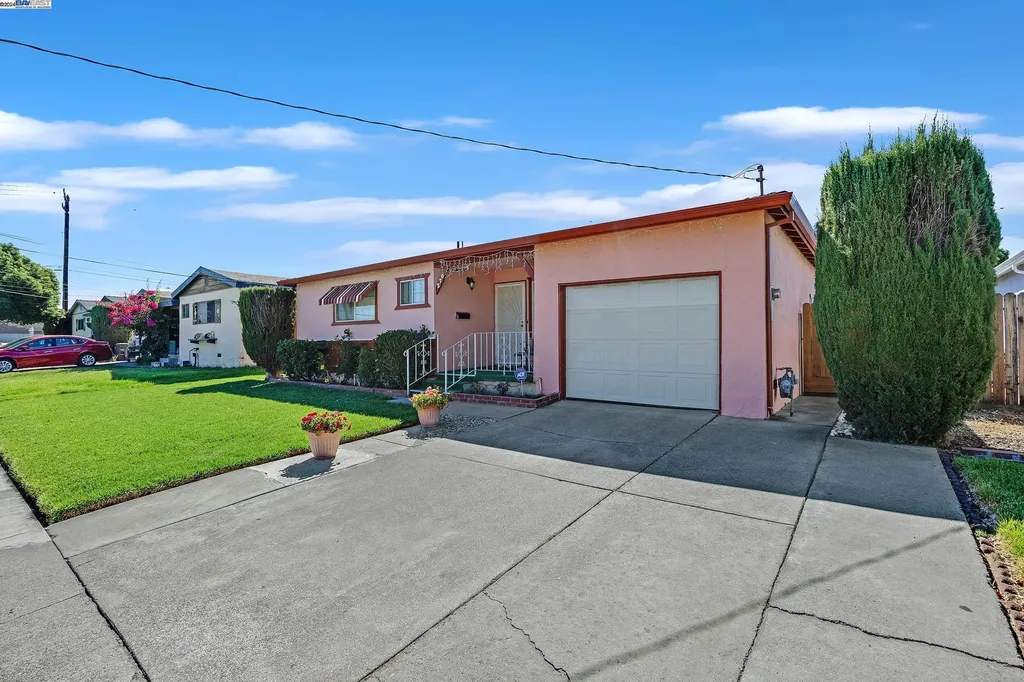 270 Benjamin Avenue Pittsburg CA 94565