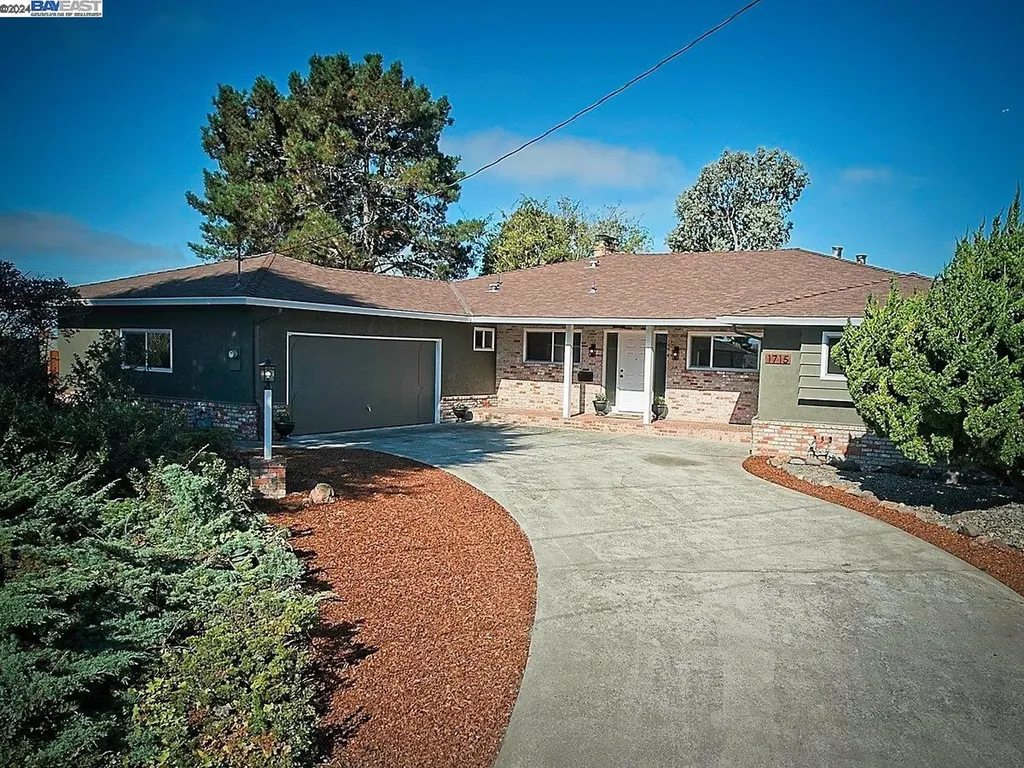 1715 Starview Drive San Leandro CA 94577