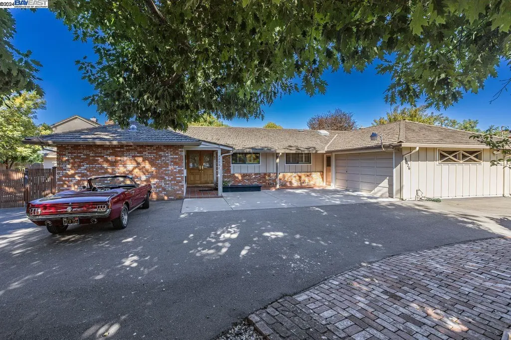 38526 Tyson Lane Fremont CA 94536
