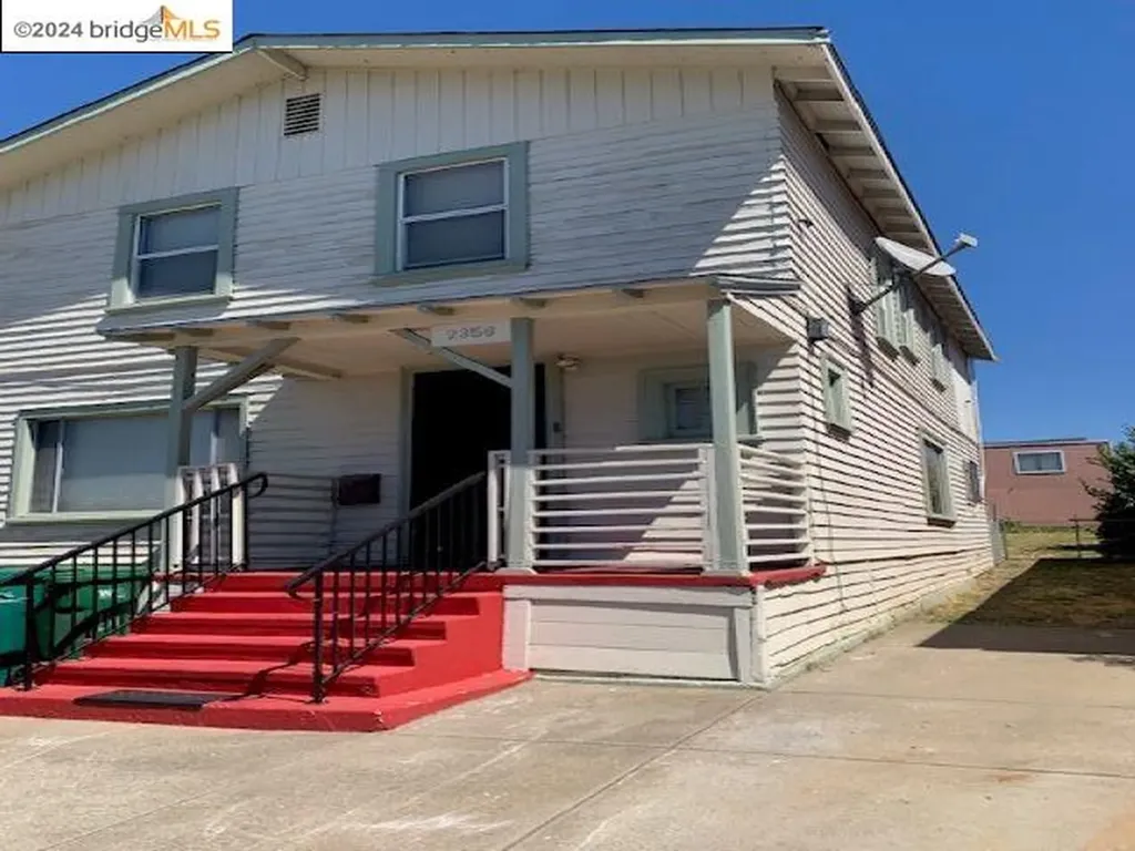 2356 East 21st Street Oakland CA 94601
