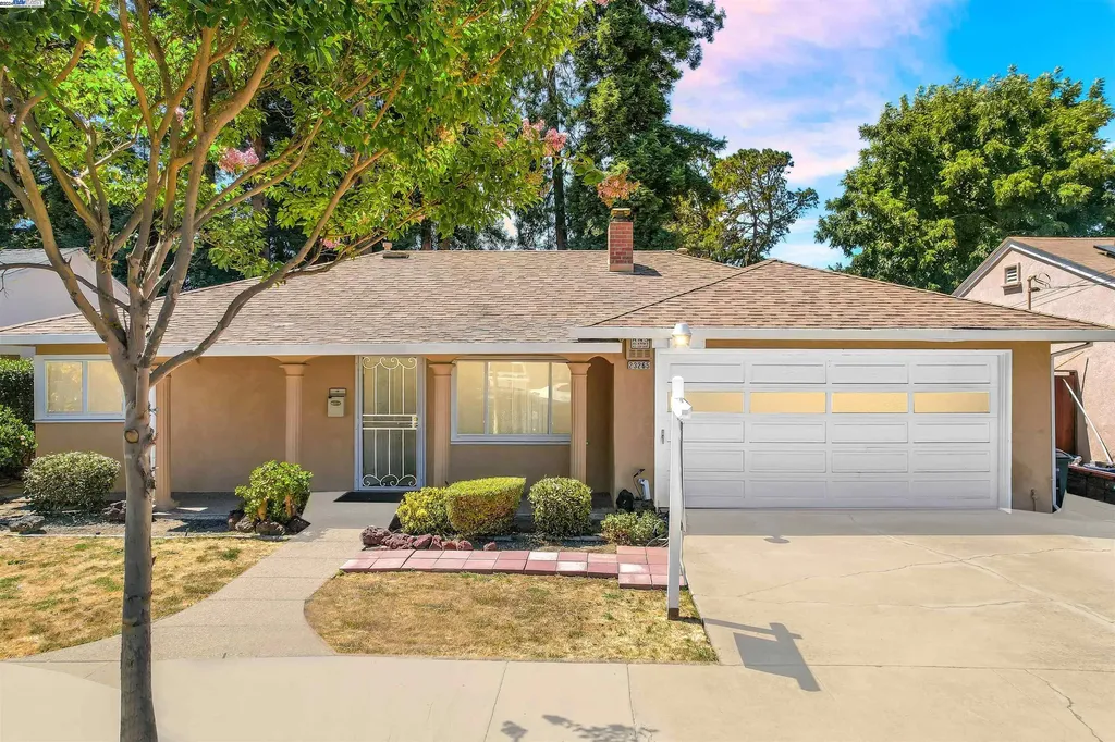 23265 Lilla Road Hayward CA 94541
