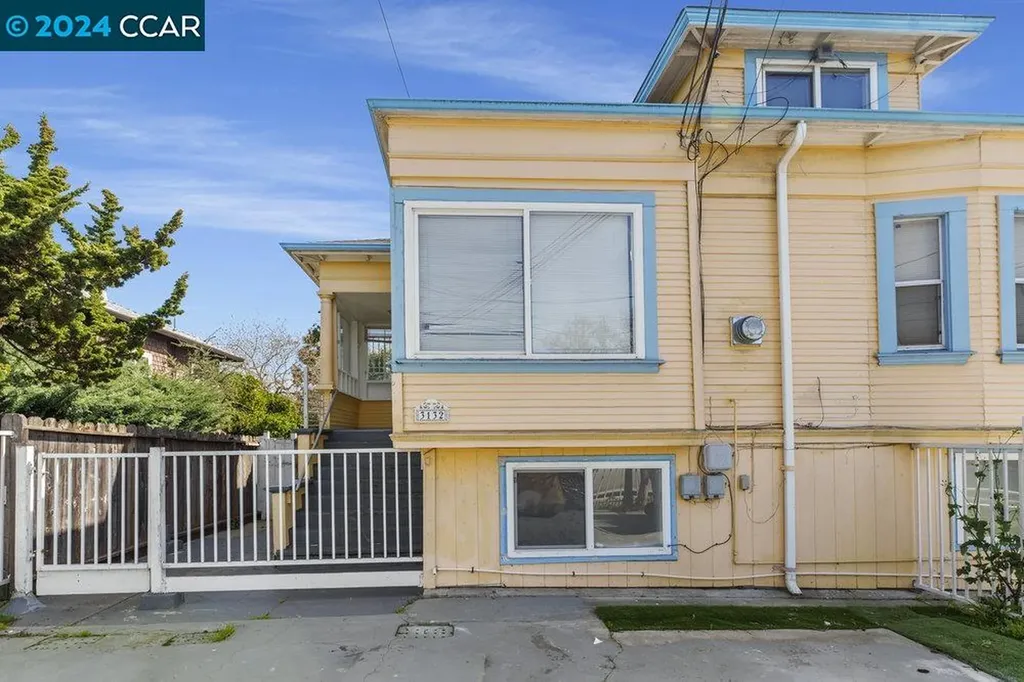 3134 Pleitner Avenue Oakland CA 94602