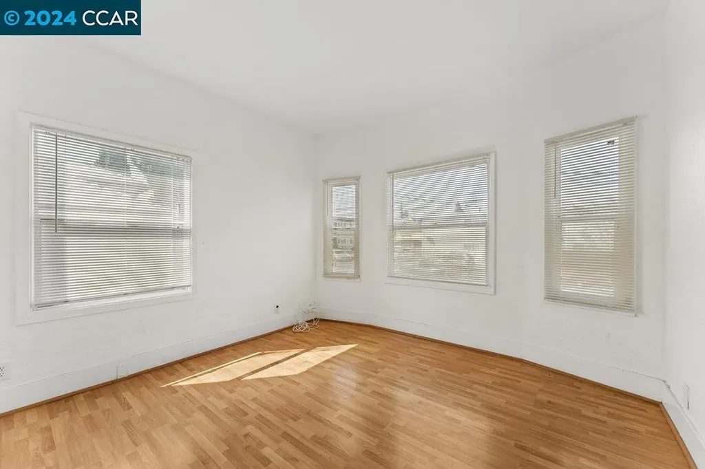 3134 Pleitner Avenue Oakland CA 94602