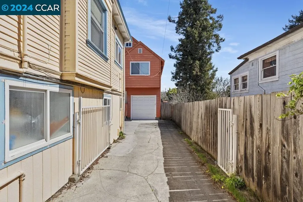 3134 Pleitner Avenue Oakland CA 94602