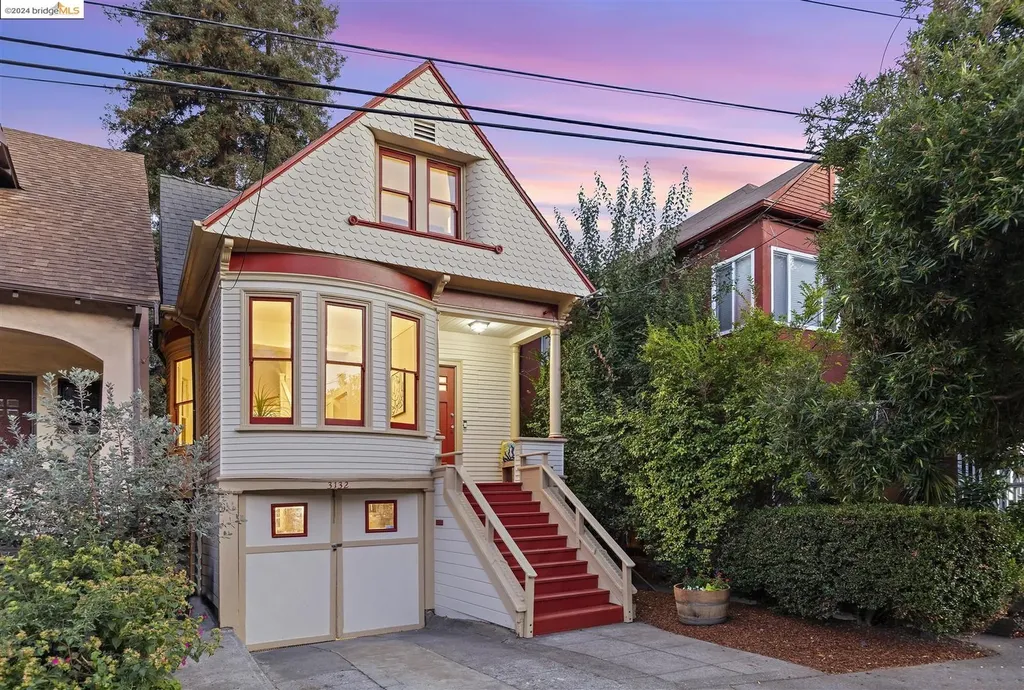 3132 Harrison Street Oakland CA 94611