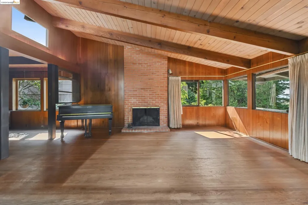 Berkeley CA, 1434 Grizzly Peak Boulevard