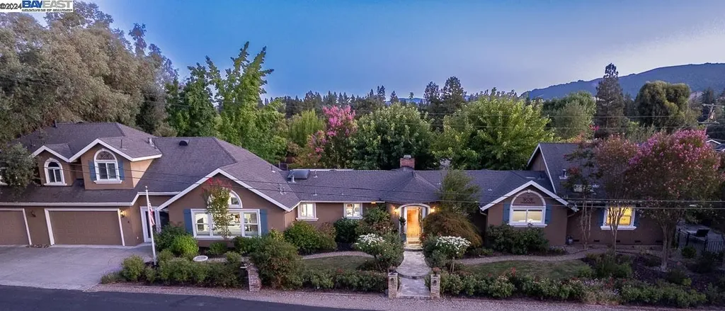 102 Vista Drive Danville CA 94526