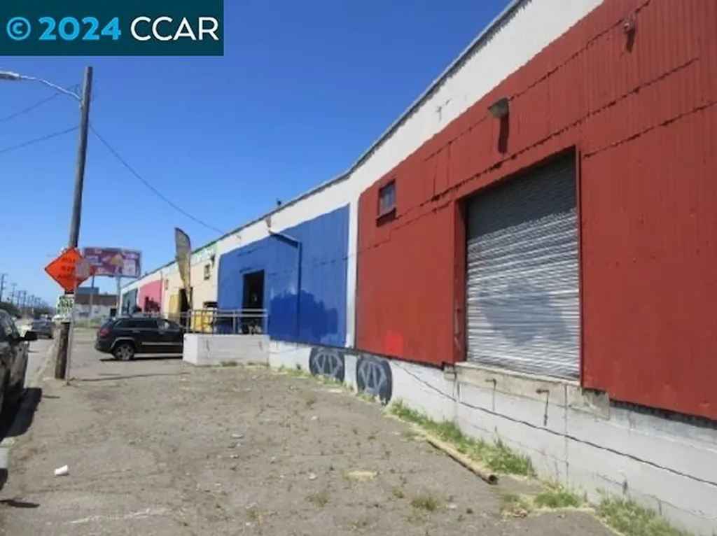 4250 10th Street Oakland CA 94608