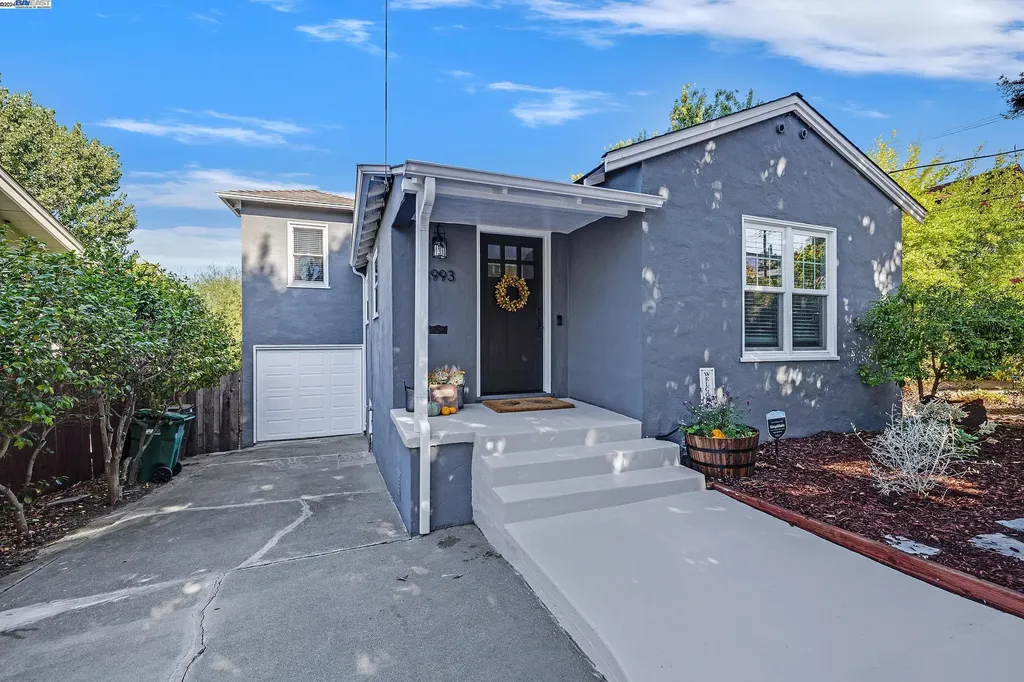 3993 Coolidge Avenue Oakland CA 94602