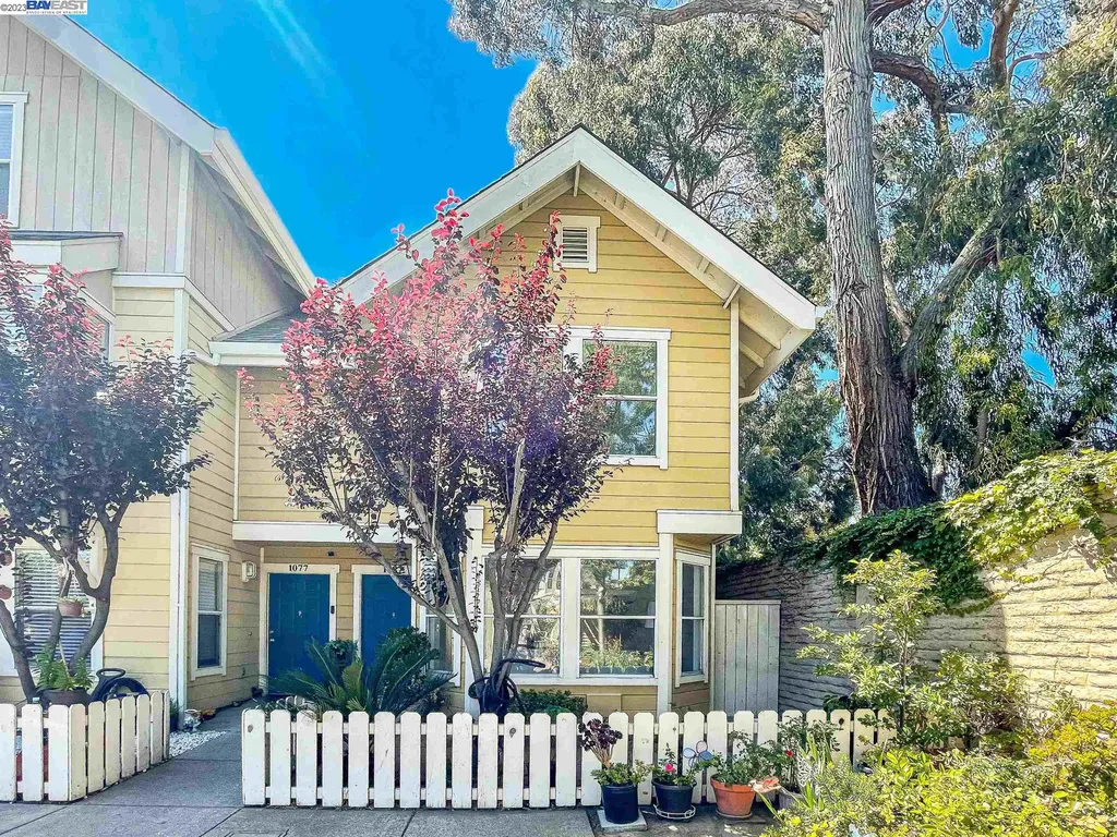 1087 San Francisco Court Oakland CA 94601