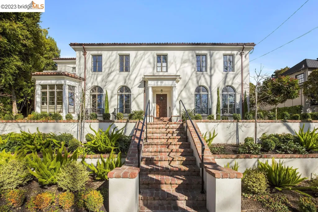 32 Bellevue Avenue Piedmont CA 94611