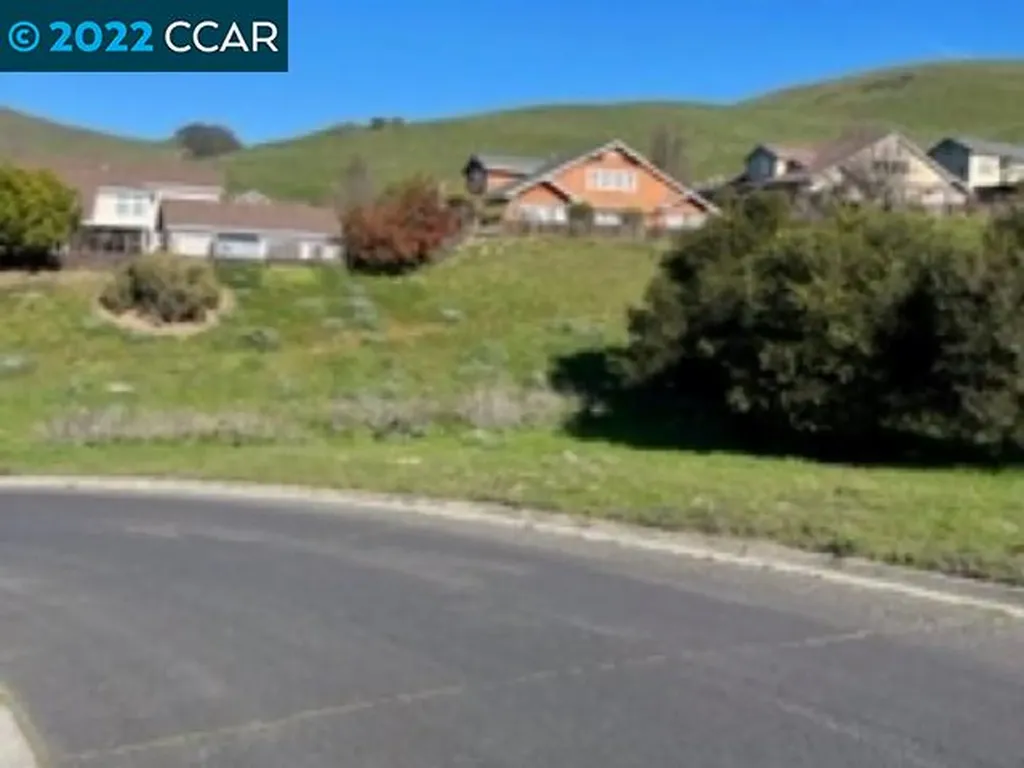 2318 Pinnacle Point Vallejo CA 94591