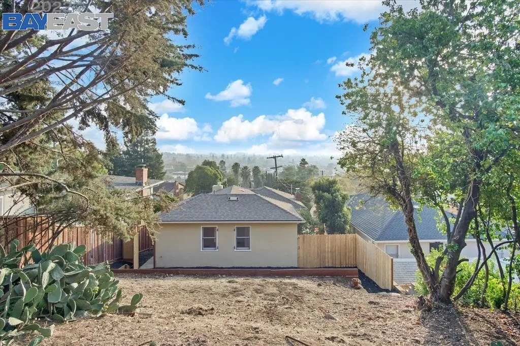 10600 Sheldon Street Oakland CA 94605