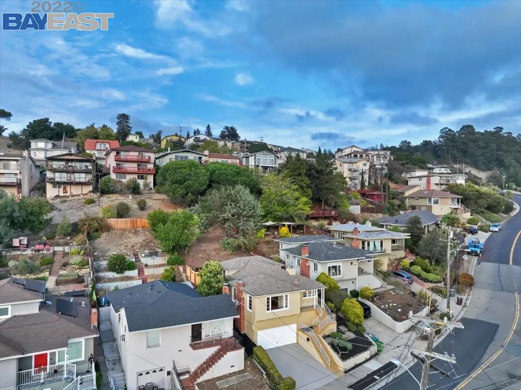 10600 Sheldon Street Oakland CA 94605