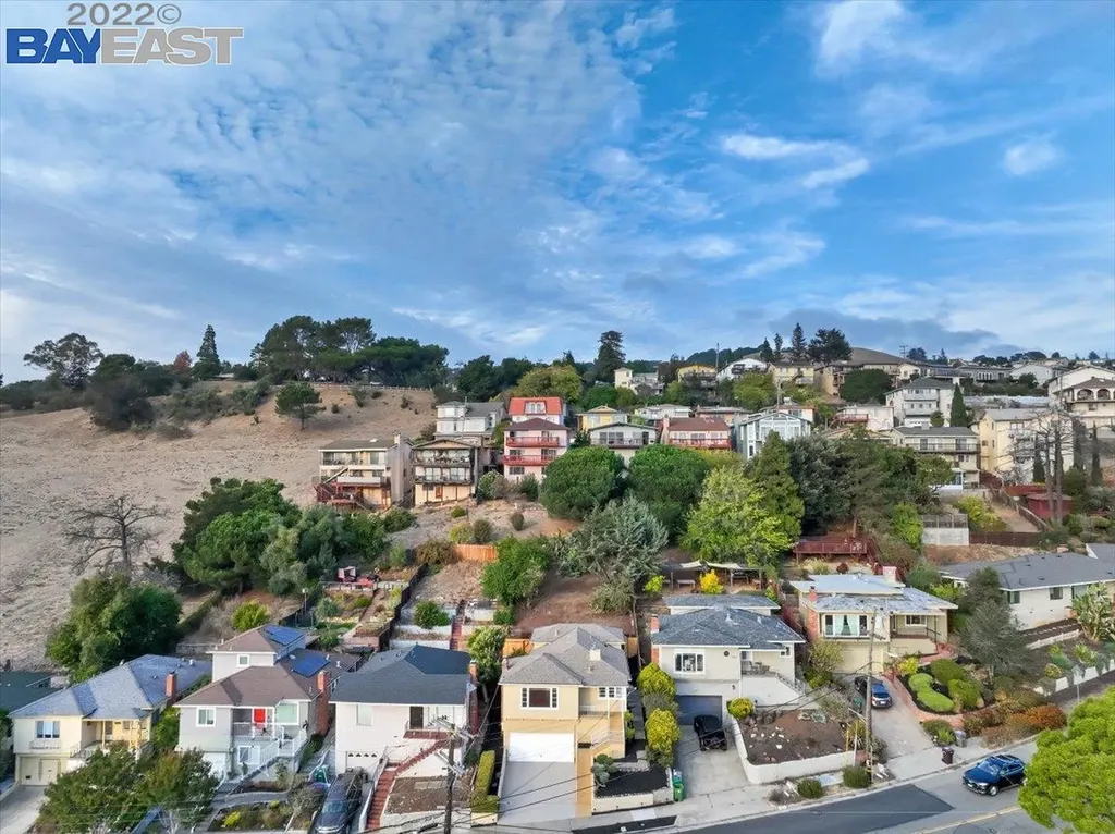 10600 Sheldon Street Oakland CA 94605