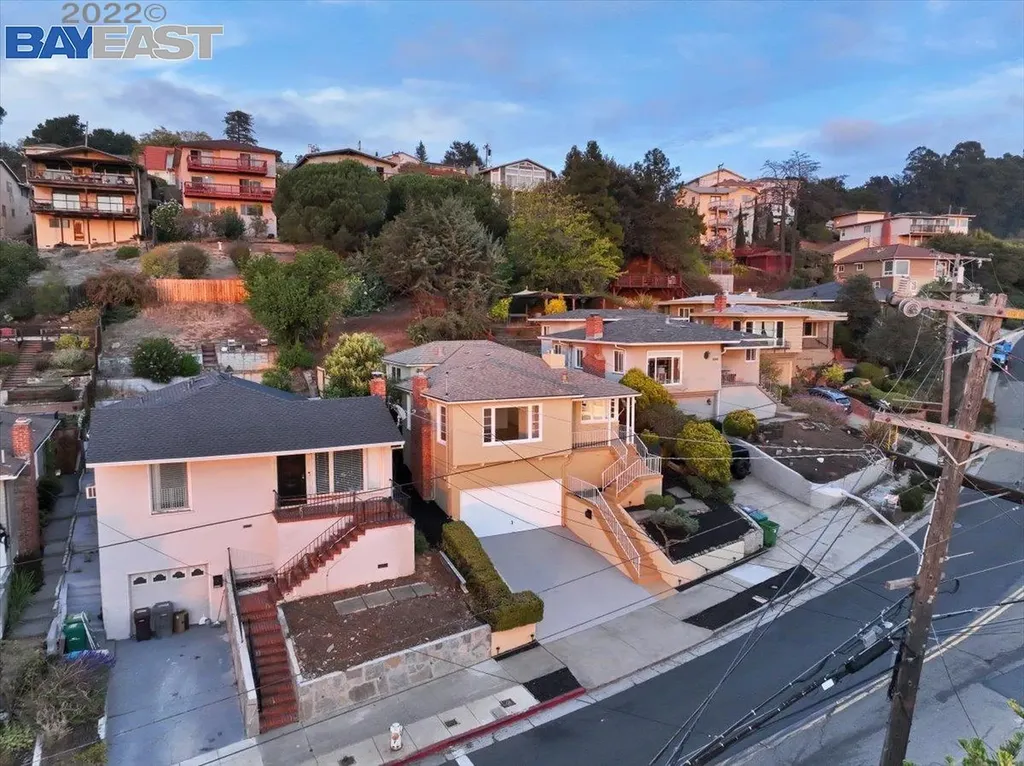 10600 Sheldon Street Oakland CA 94605