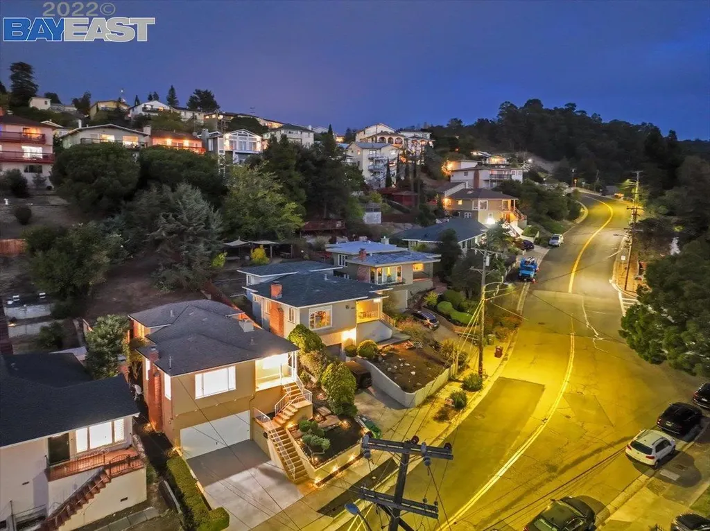 10600 Sheldon Street Oakland CA 94605