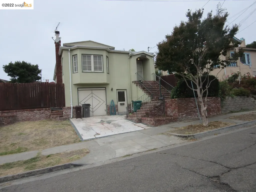 2727 Kingsland Avenue Oakland CA 94619