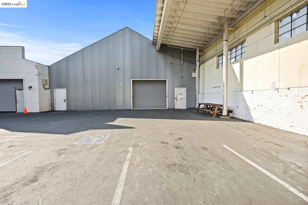 1017 22nd Avenue, #201 Oakland CA 94606