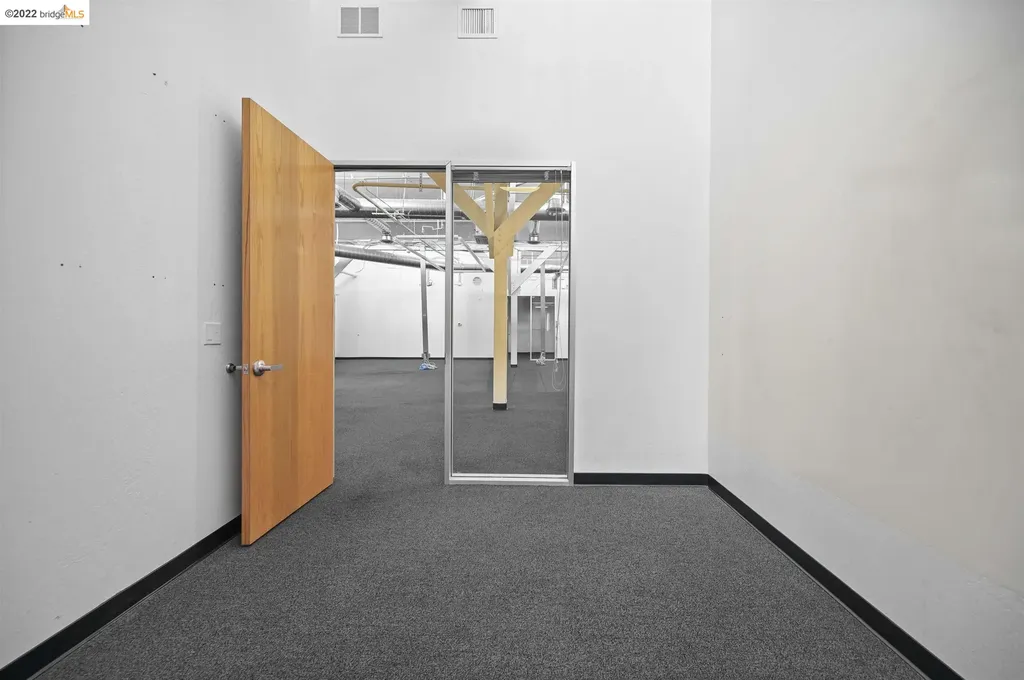 1830 Embarcadero, Suite 106 Oakland CA 94606