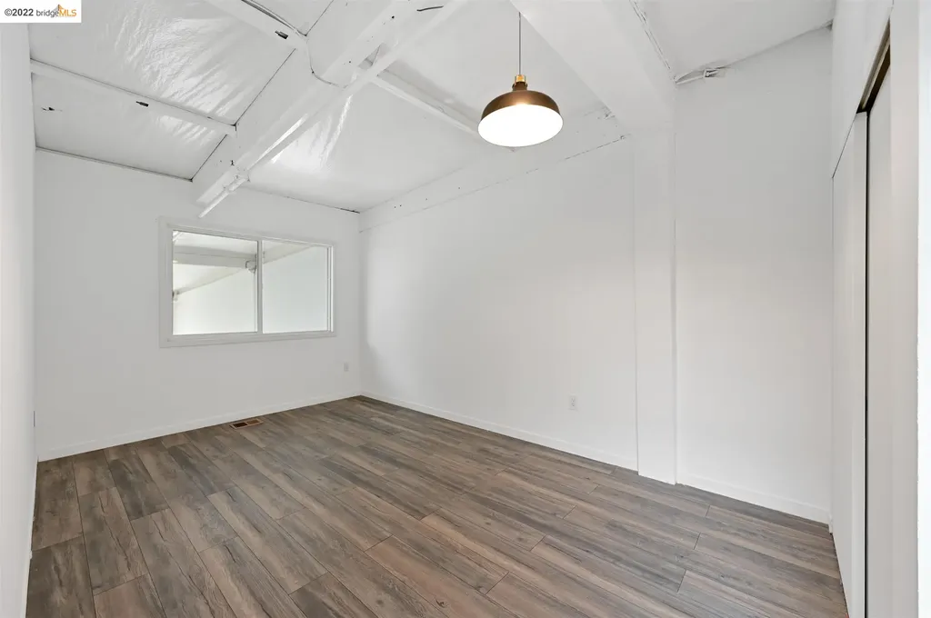 1035 22nd Avenue, #13 Oakland CA 94606