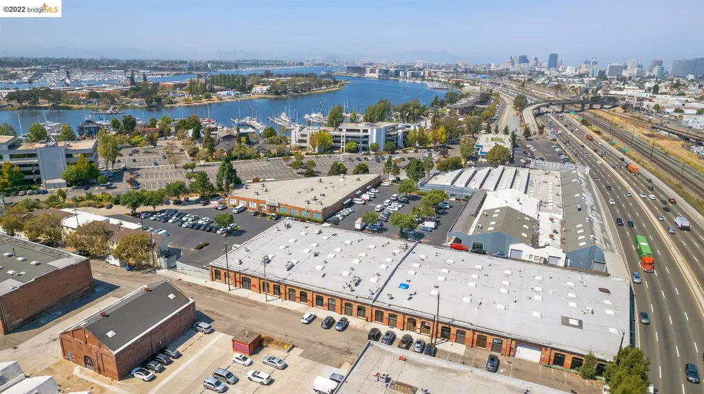 1035 22nd Avenue, #13 Oakland CA 94606