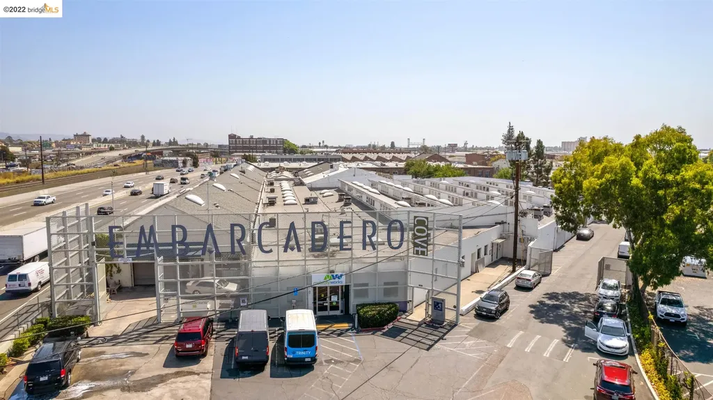 1035 22nd Avenue, #13 Oakland CA 94606
