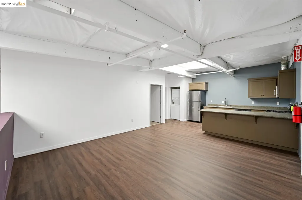 1035 22nd Avenue, #13 Oakland CA 94606
