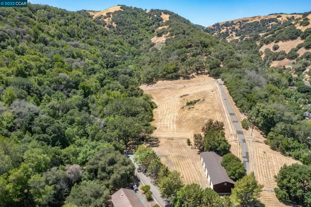 5433 Alhambra Valley Road Martinez CA 94553