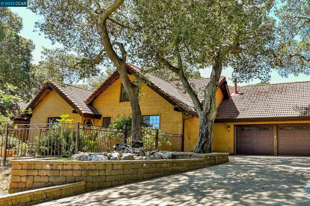 5433 Alhambra Valley Road Martinez CA 94553