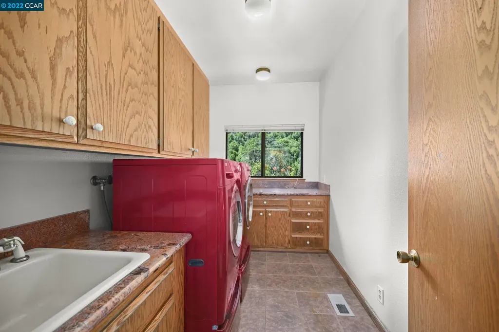 5433 Alhambra Valley Road Martinez CA 94553