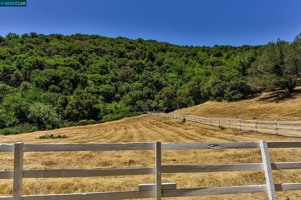 5433 Alhambra Valley Road Martinez CA 94553