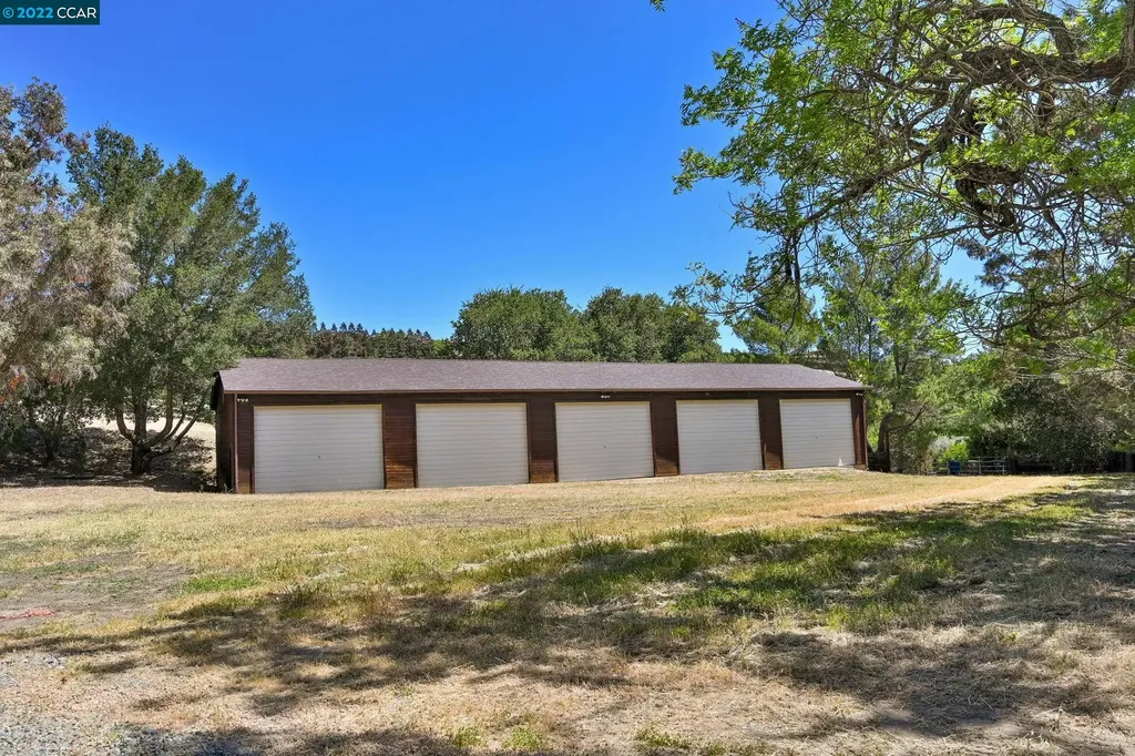 5433 Alhambra Valley Road Martinez CA 94553