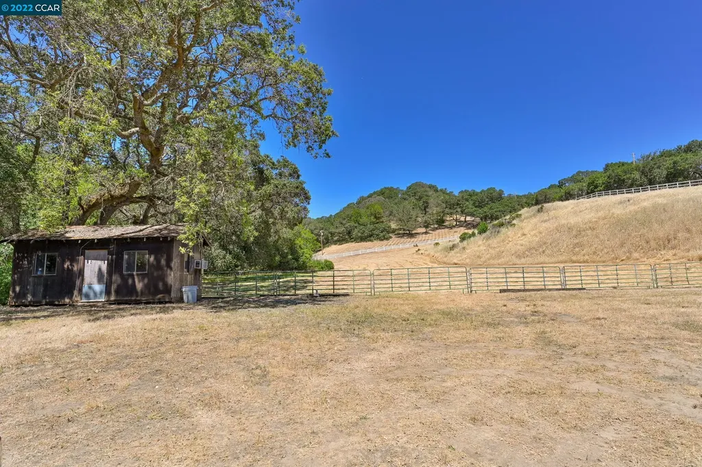 5433 Alhambra Valley Road Martinez CA 94553