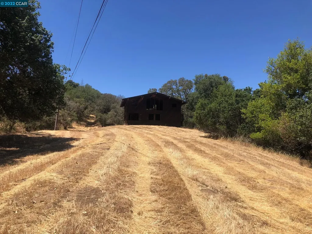 5433 Alhambra Valley Road Martinez CA 94553