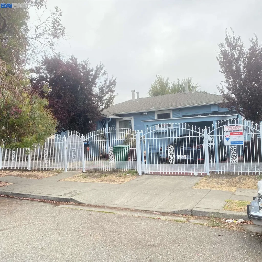 9643 Edes Avenue Oakland CA 94603