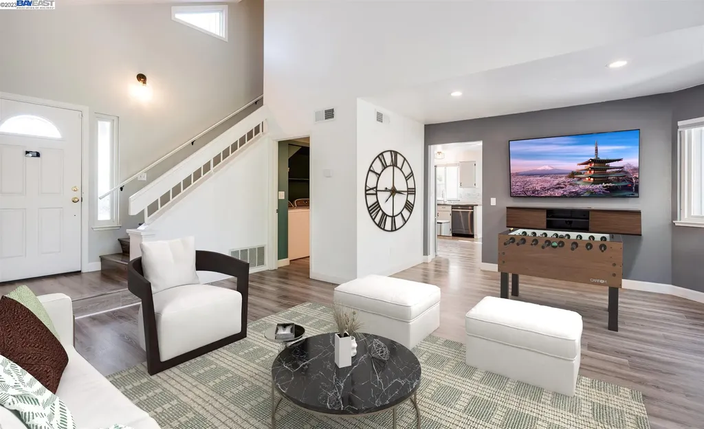 157 Steamer Lane Vallejo CA 94591