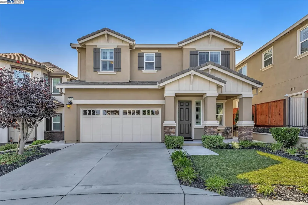 9586 Joey Dare Court Dublin CA 94568