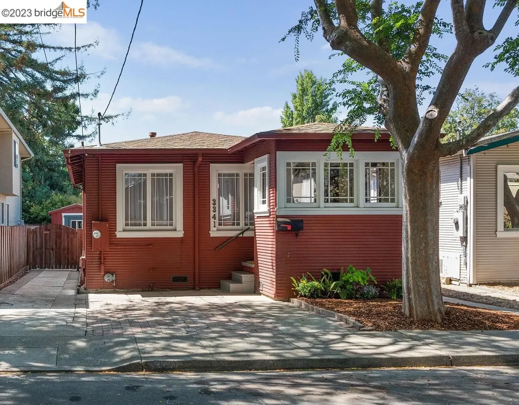 3341 Santa Clara Avenue El Cerrito CA 94530
