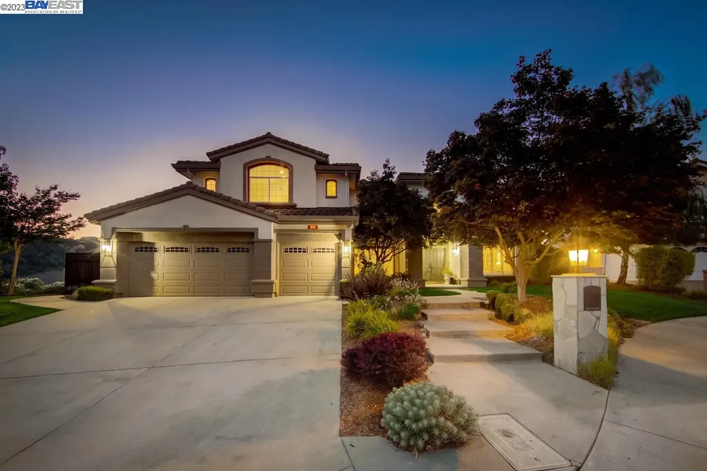 10 Julie Highlands Court Lafayette CA 94549