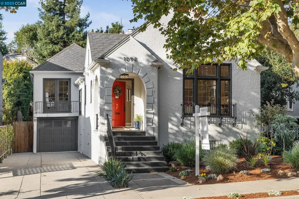 1096 Trestle Glen Road Oakland CA 94610