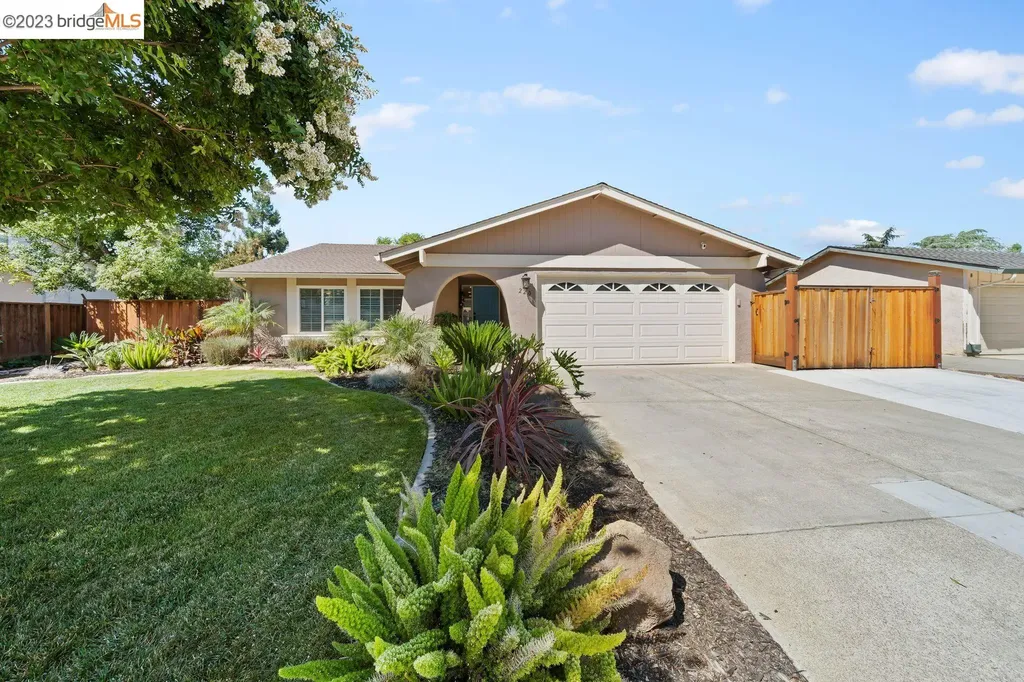 220 Yosemite Drive Livermore CA 94551