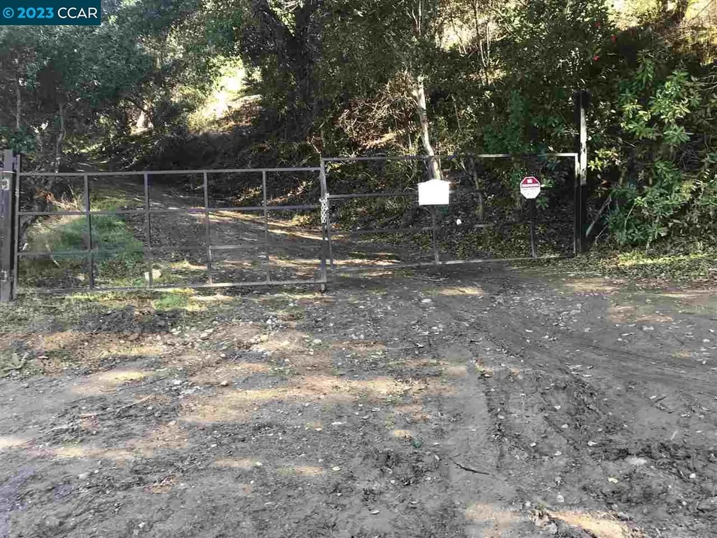 4937 Crow Canyon Road Castro Valley CA 94552