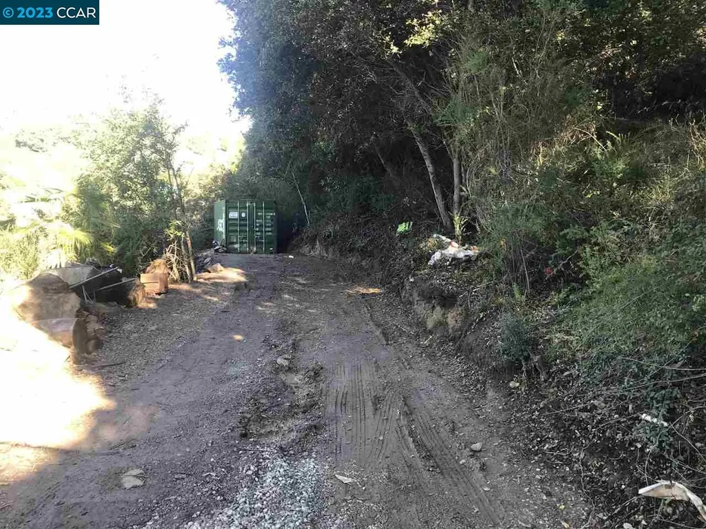 4937 Crow Canyon Road Castro Valley CA 94552