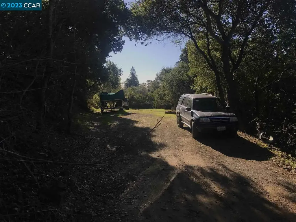 4937 Crow Canyon Road Castro Valley CA 94552